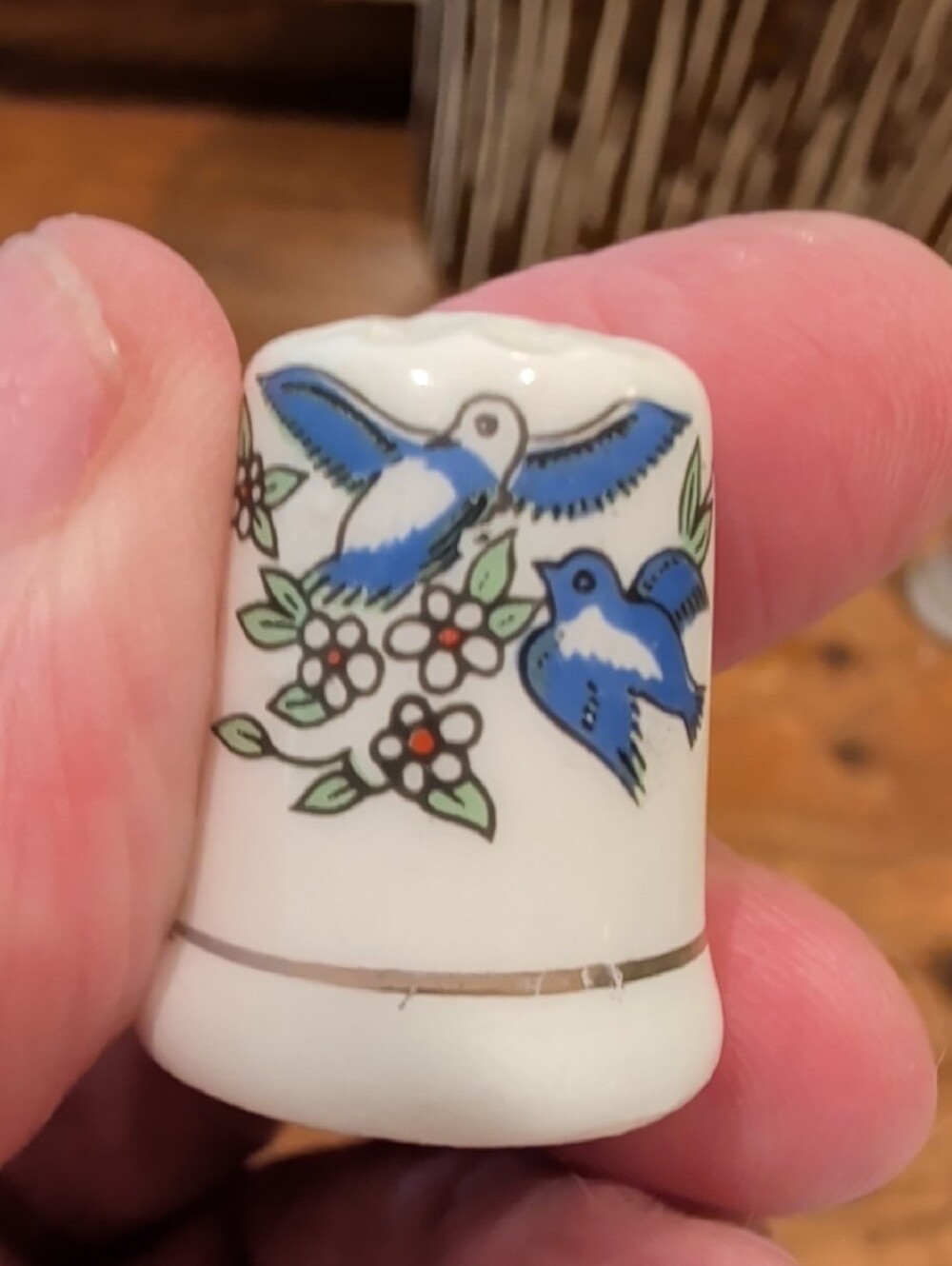 Assorted Collectible Thimble Set - Ceramic & Metal - Picture 12 of 14